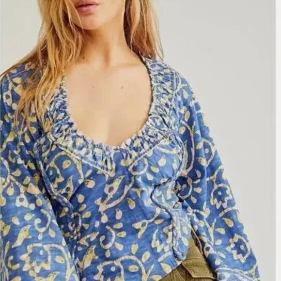 Free People On the Block Bell Sleeve Top Blouse Shirt Pure Cotton Boho Blue XS - Picture 4 of 11